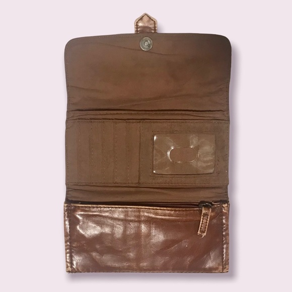 🌟SALE 2/$10.00‼️ Roxy Women’s Brown Western Pattern Wallet - Picture 5 of 7
